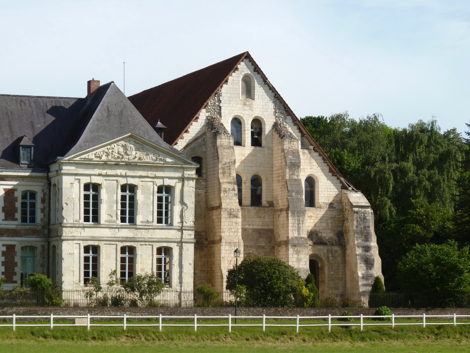VAUCELLES, Abbaye